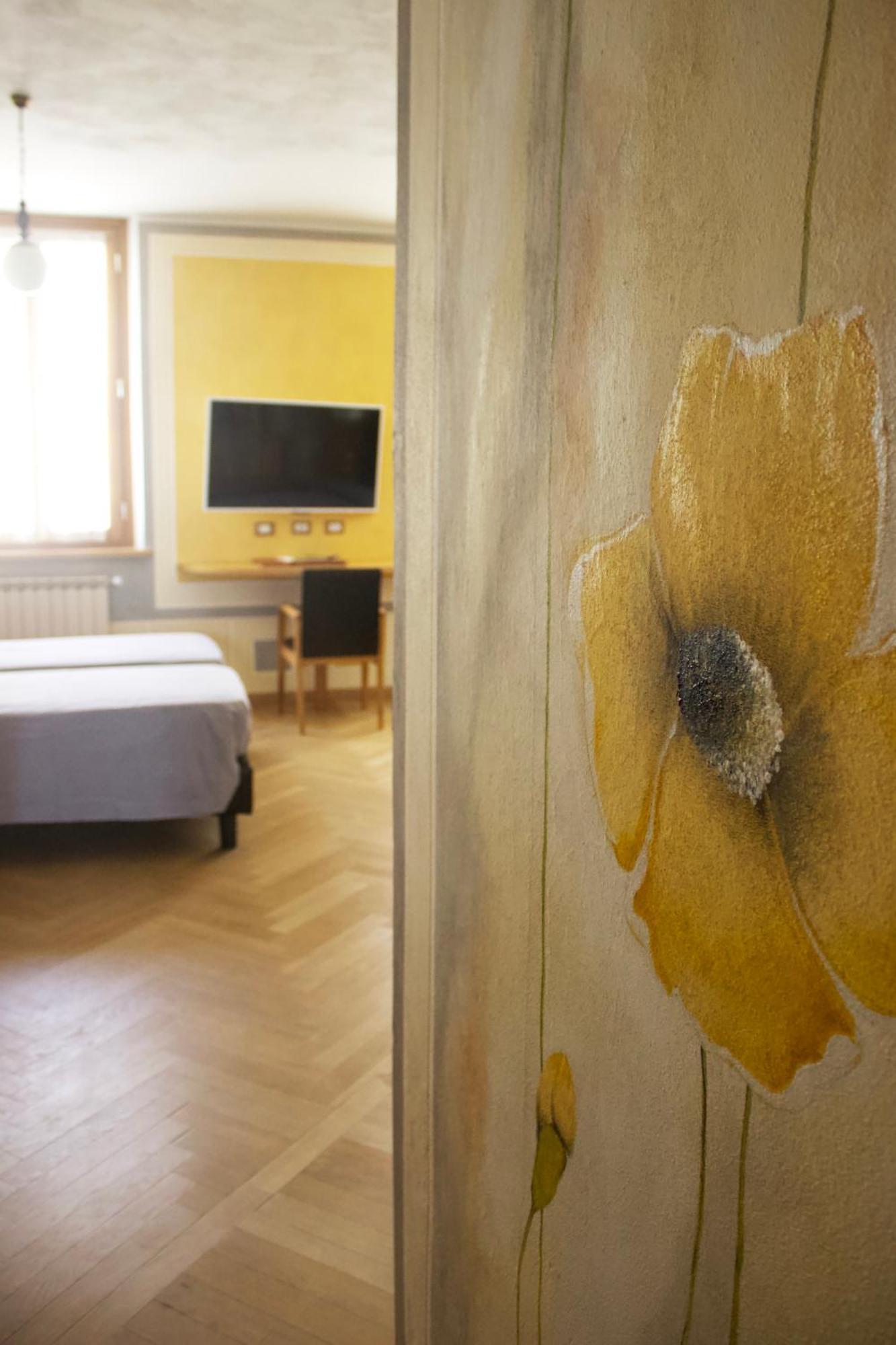 Albergo Giulia Gonzaga Sabbioneta Ngoại thất bức ảnh