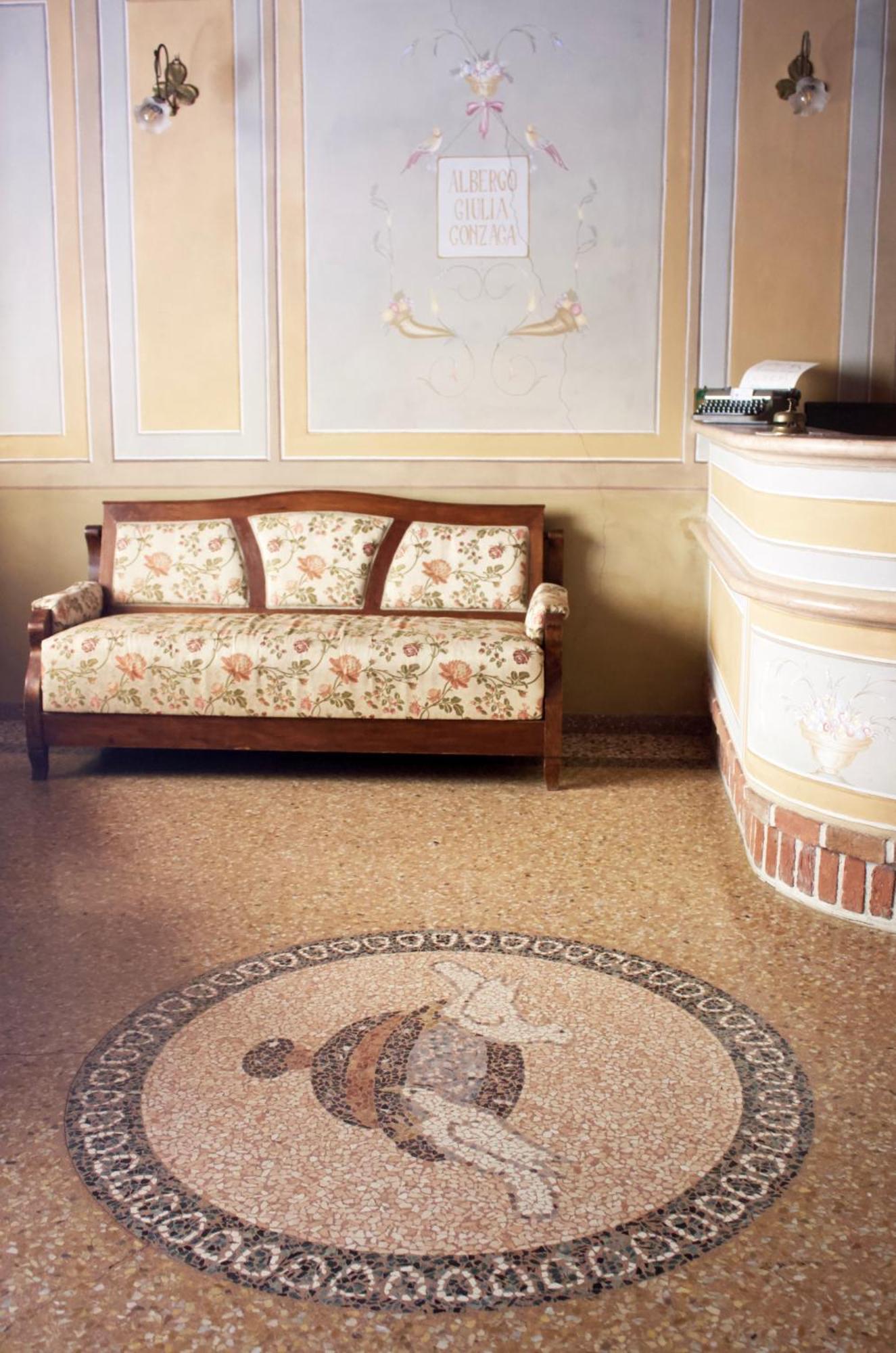 Albergo Giulia Gonzaga Sabbioneta Ngoại thất bức ảnh